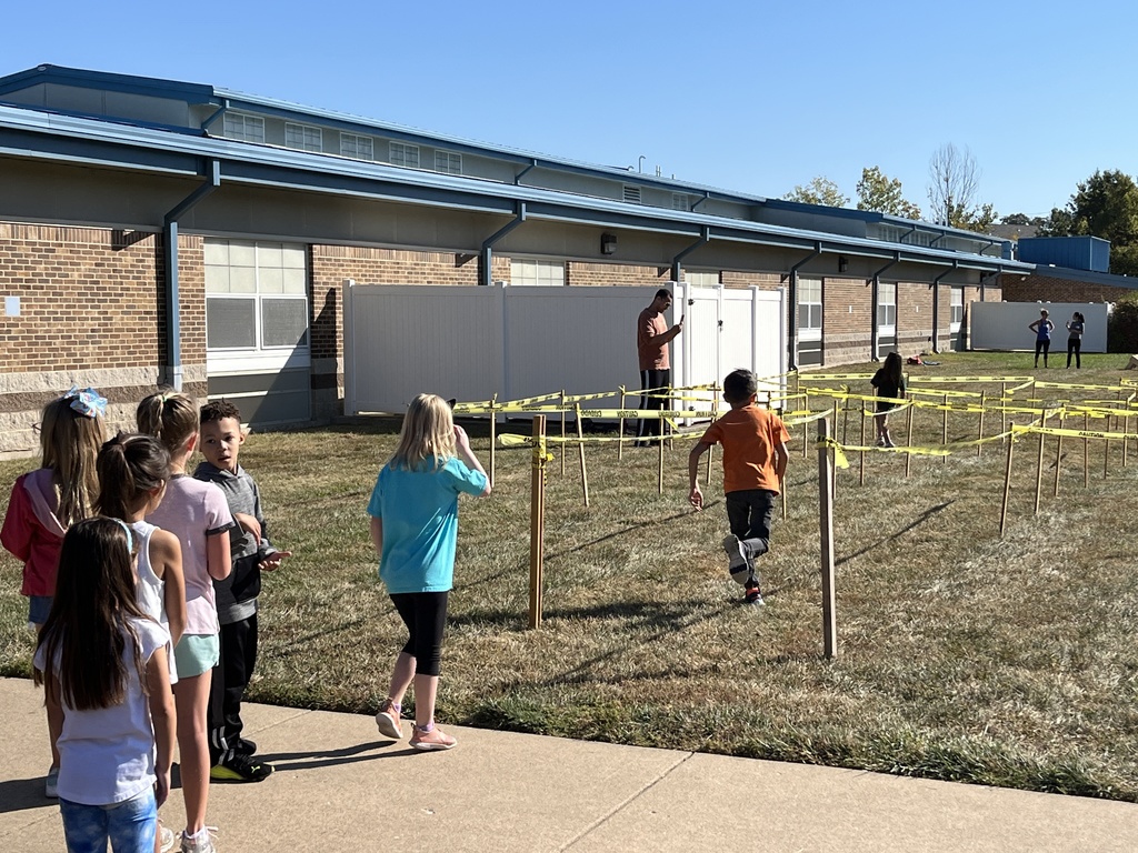 1st grade maze obstacle